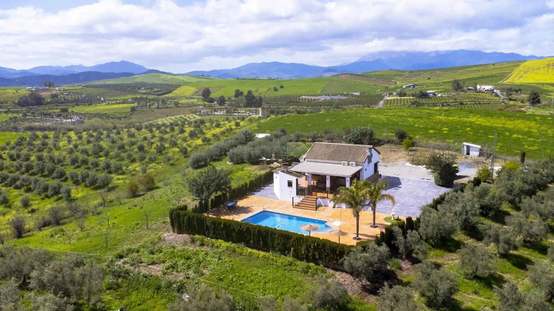 Cubo'S Cid & Ruiz Olivar Rural House Coin Spain