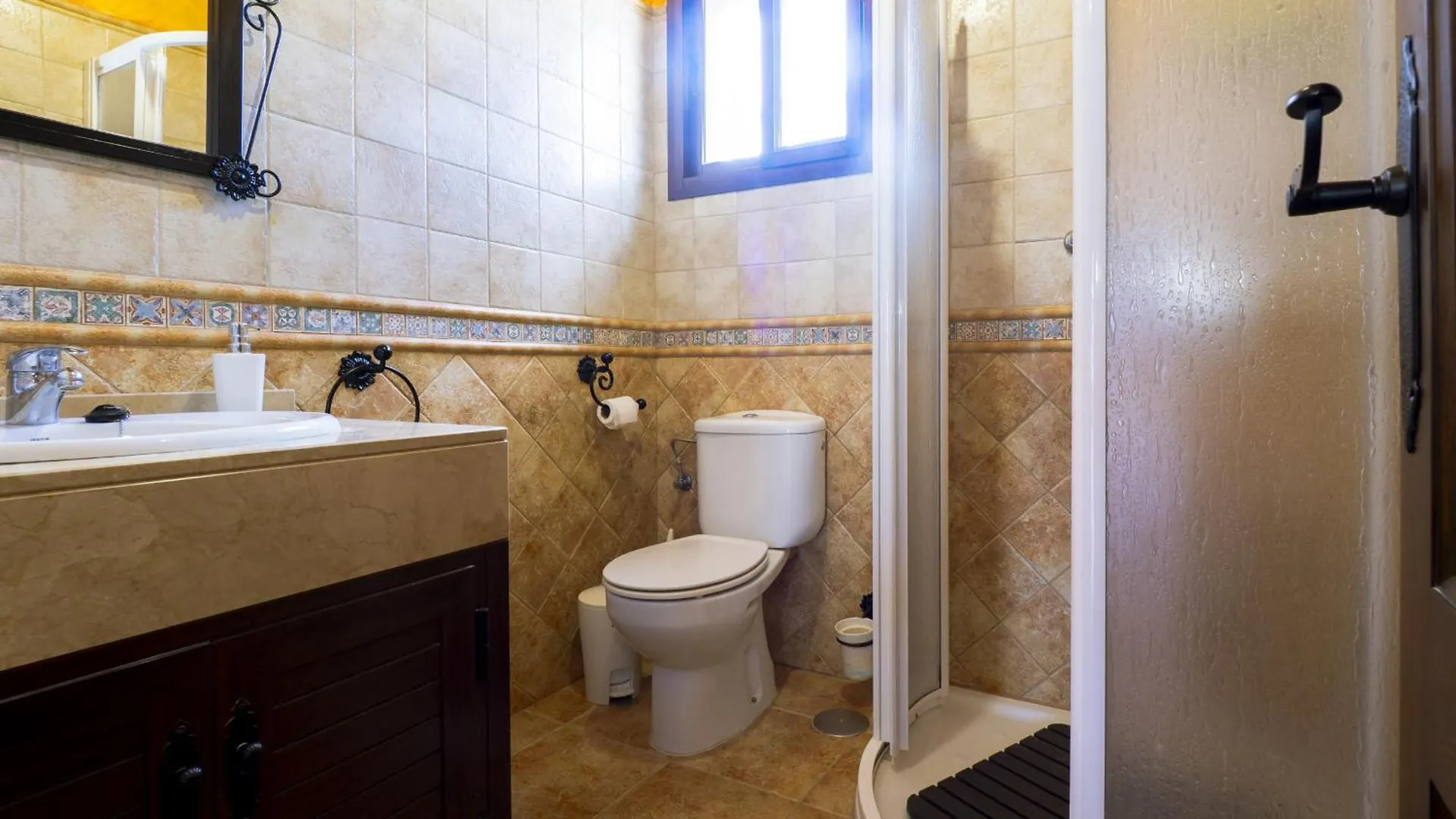 Cubo'S Cid & Ruiz Olivar Rural House Coin