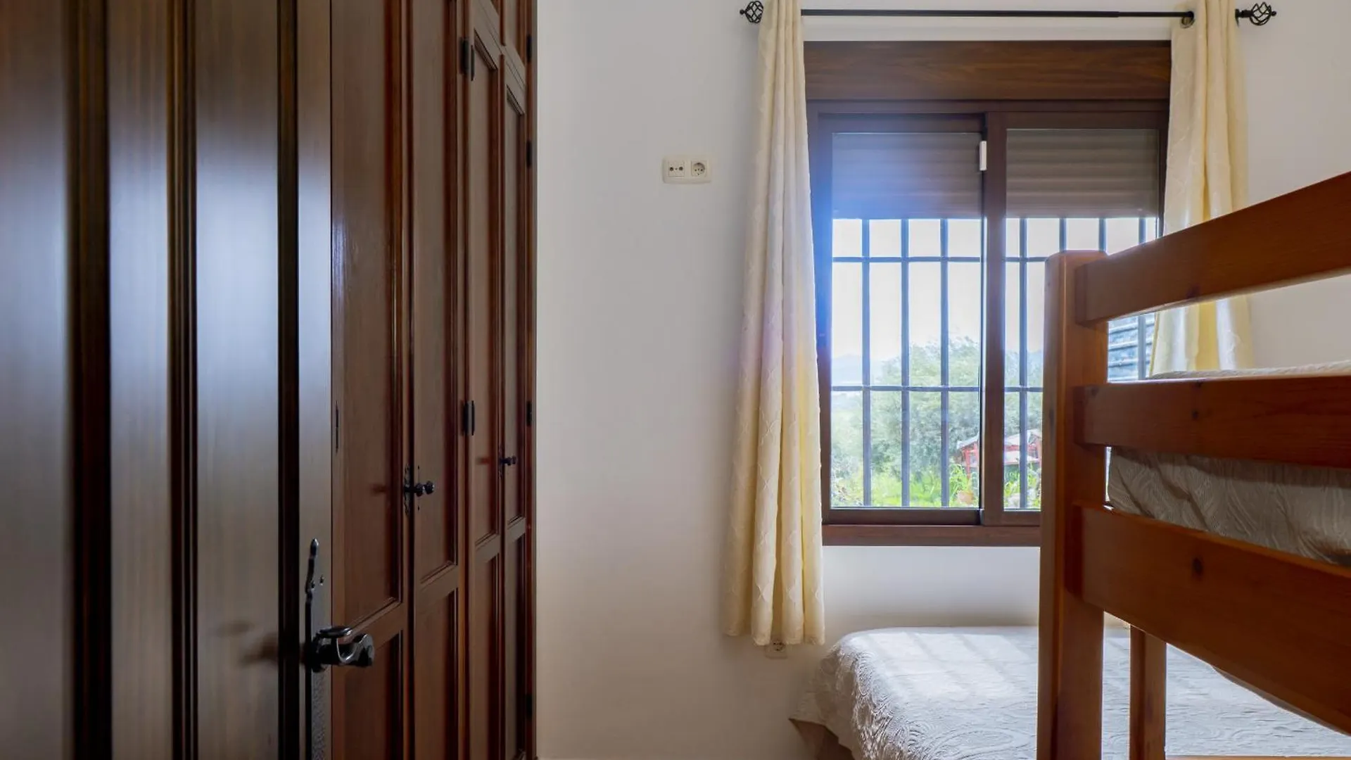 Cubo'S Cid & Ruiz Olivar Rural House Coin
