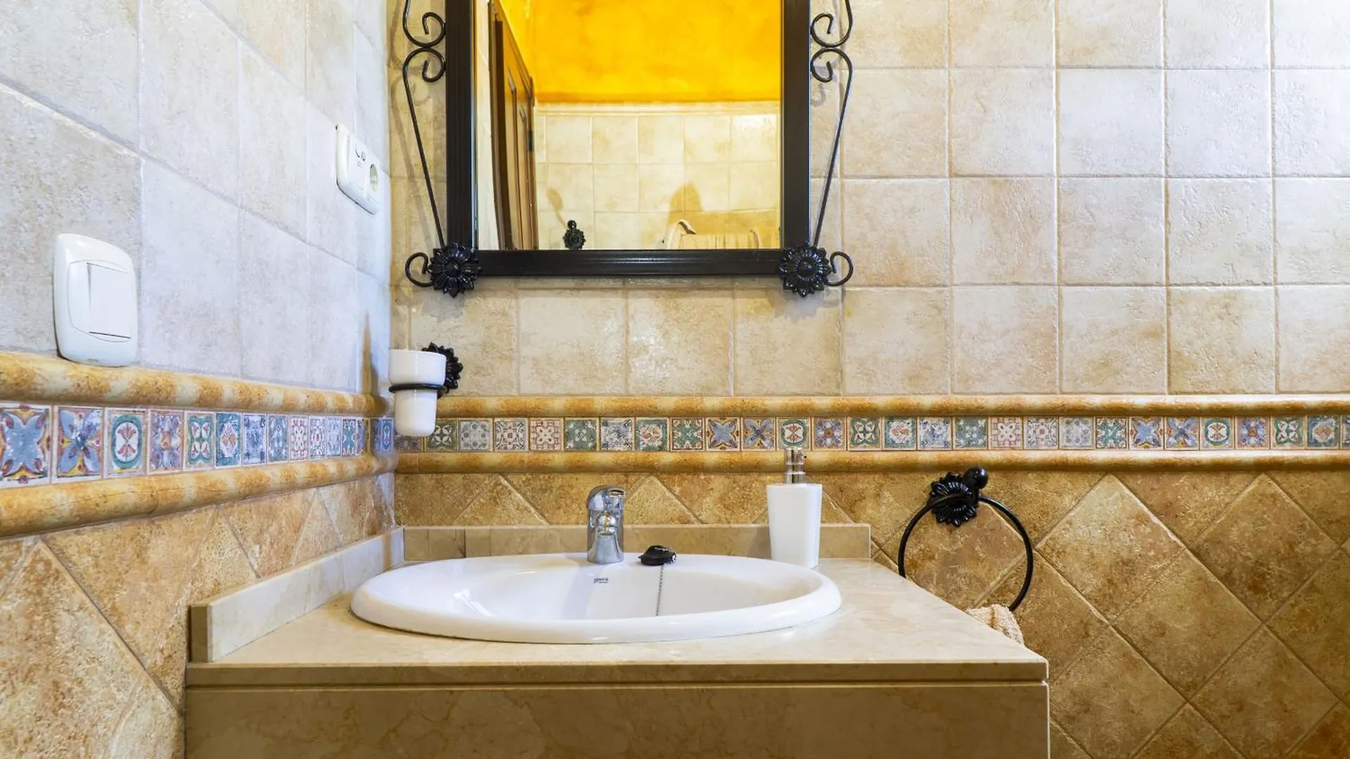 Holiday home Cubo'S Cid & Ruiz Olivar Rural House Coin Spain