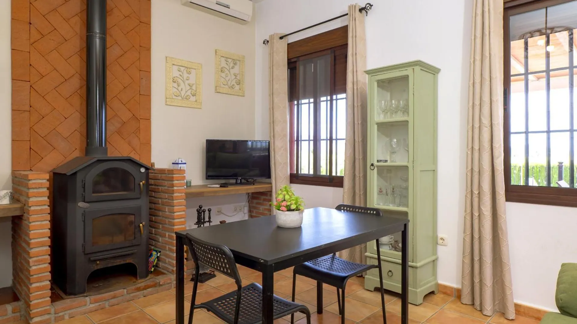 Cubo'S Cid & Ruiz Olivar Rural House Coin
